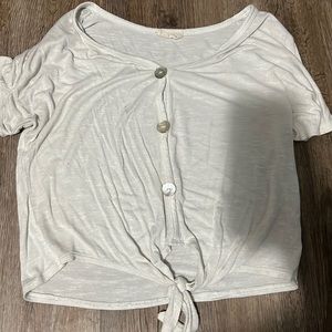 White short sleeved buttoned crop top